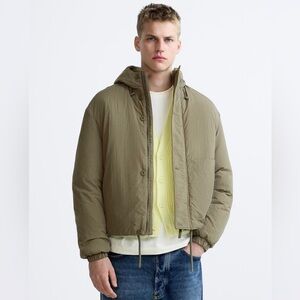 New Zara men’s hooded quilted jacket,lightweight,long sleeve, zip up strings